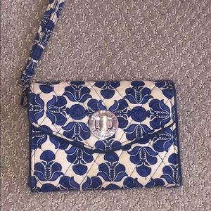 Vera Bradley lockfront wallet